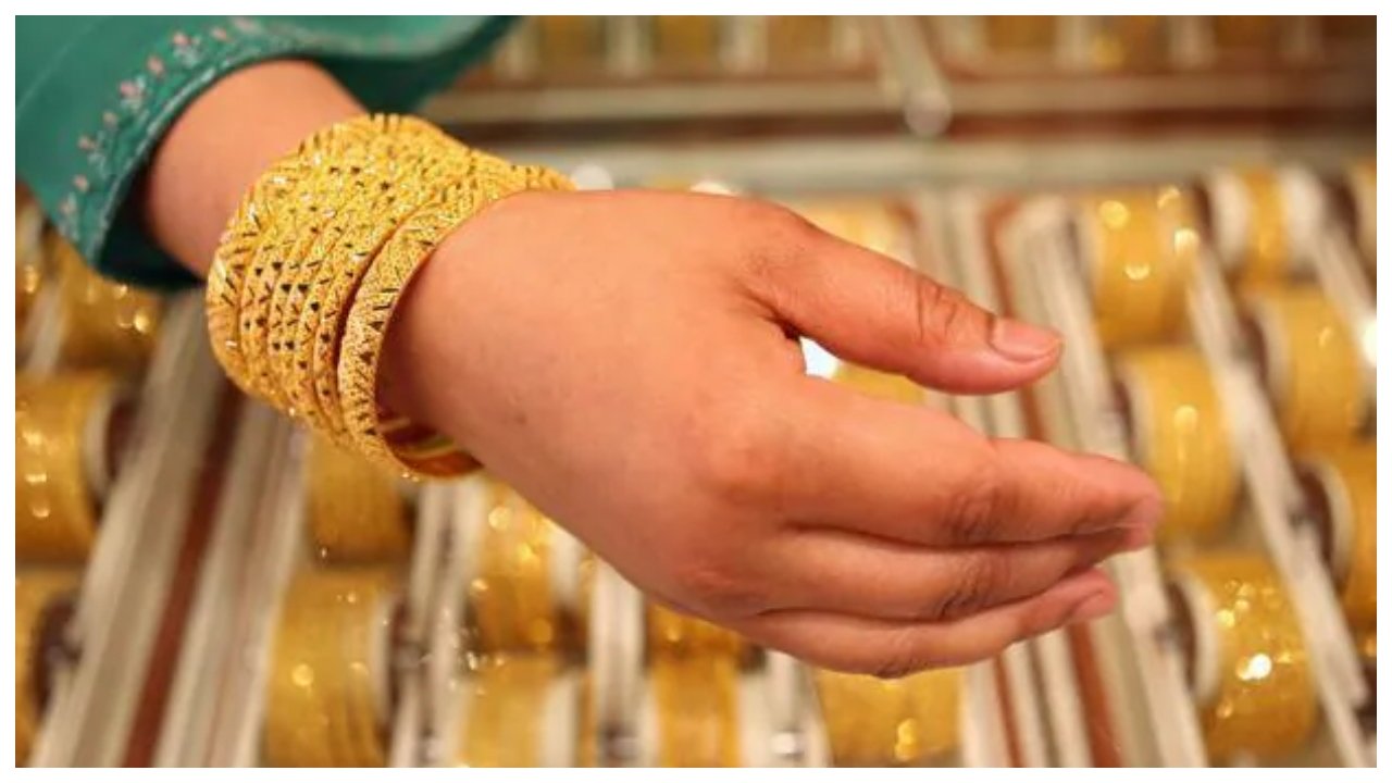 Gold Price Today – पहली बार ₹3,20,000 के करीब पहुंची चांदी, सोना ₹1.47 लाख के पार, देखें लेटेस्ट रेट